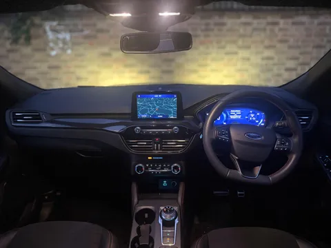 Ford Kuga 2.5 EcoBoost Duratec 14.4kWh ST-Line CVT Euro 6 (s/s) 5dr