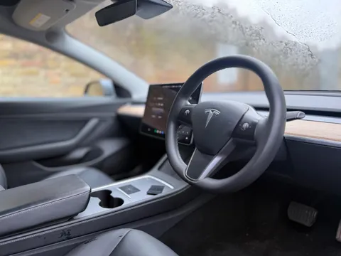 Tesla Model 3 (Dual Motor) Long Range Auto 4WDE 4dr