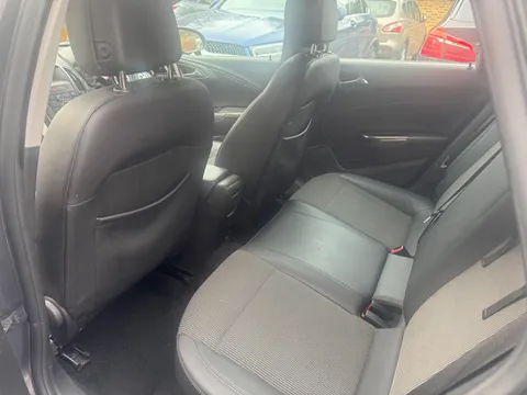 Vauxhall Astra 1.6 16v SE Auto Euro 5 5dr