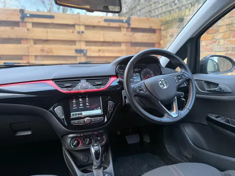 Vauxhall Corsa 1.4i ecoTEC SRi Nav Auto Euro 6 5dr