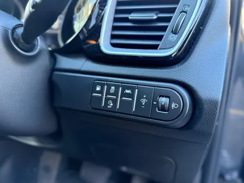 Kia Xceed 1.6 GDi 8.9kWh 3 DCT Euro 6 (s/s) 5dr