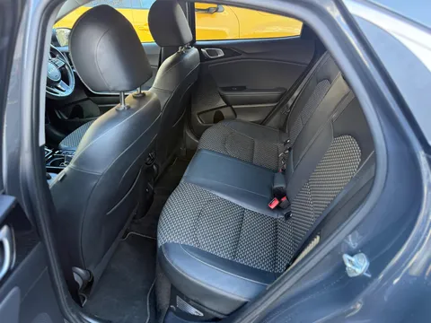 Kia Xceed 1.6 GDi 8.9kWh 3 DCT Euro 6 (s/s) 5dr