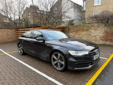 Audi A6 Saloon 2.0 TDI ultra Black Edition S Tronic Euro 6 (s/s) 4dr