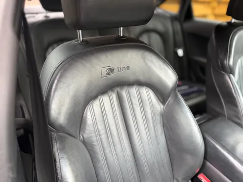 Audi A6 Saloon 2.0 TDI ultra Black Edition S Tronic Euro 6 (s/s) 4dr