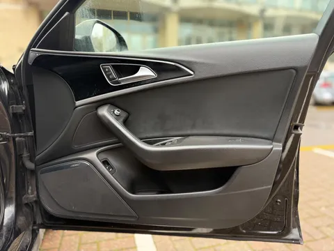 Audi A6 Saloon 2.0 TDI ultra Black Edition S Tronic Euro 6 (s/s) 4dr