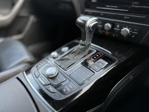 Audi A6 Saloon 2.0 TDI ultra Black Edition S Tronic Euro 6 (s/s) 4dr