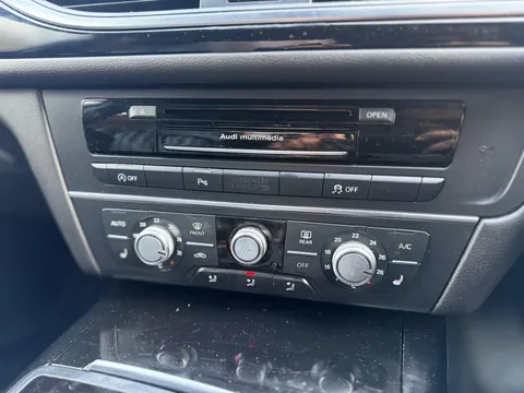 Audi A6 Saloon 2.0 TDI ultra Black Edition S Tronic Euro 6 (s/s) 4dr