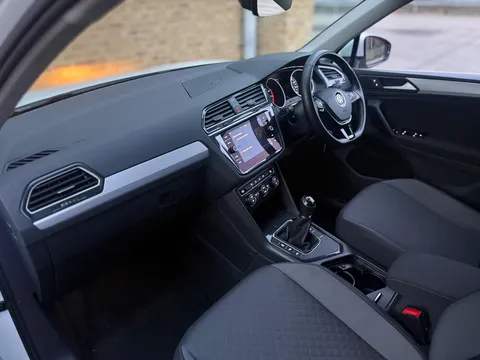 Volkswagen Tiguan 1.5 TSI EVO Match SUV 5dr Petrol Manual Euro 6 (s/s) (150 ps)