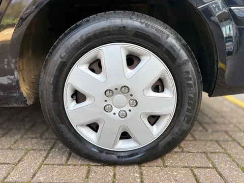 Vauxhall Astra 1.8i 16v Life 5dr