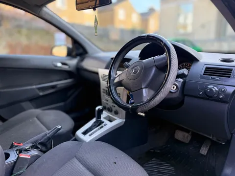 Vauxhall Astra 1.8i 16v Life 5dr