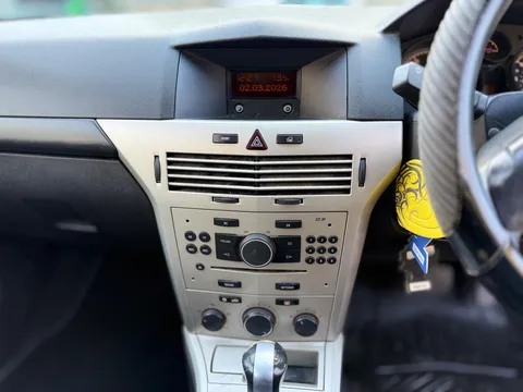 Vauxhall Astra 1.8i 16v Life 5dr