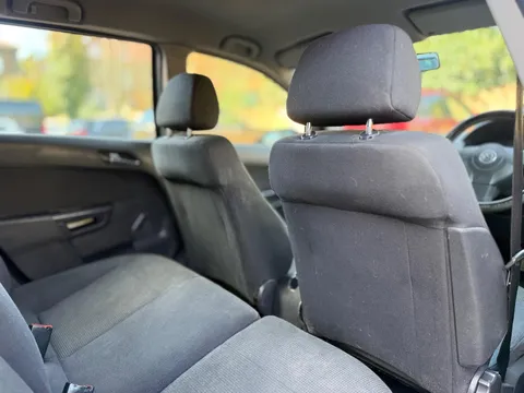 Vauxhall Astra 1.8i 16v Life 5dr