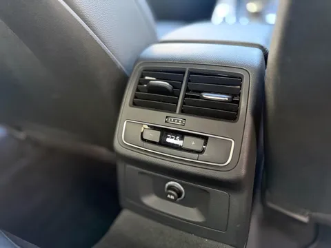 Audi A4 2.0 TDI ultra Sport S Tronic Euro 6 (s/s) 4dr