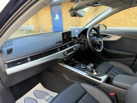 Audi A4 2.0 TDI ultra Sport S Tronic Euro 6 (s/s) 4dr