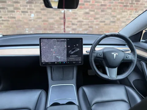 Tesla Model 3 (Dual Motor) Long Range Auto 4WDE 4dr