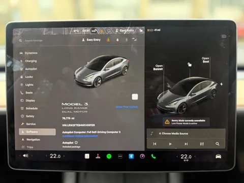 Tesla Model 3 (Dual Motor) Long Range Auto 4WDE 4dr