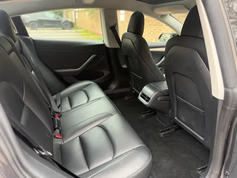 Tesla Model 3 (Dual Motor) Long Range Auto 4WDE 4dr