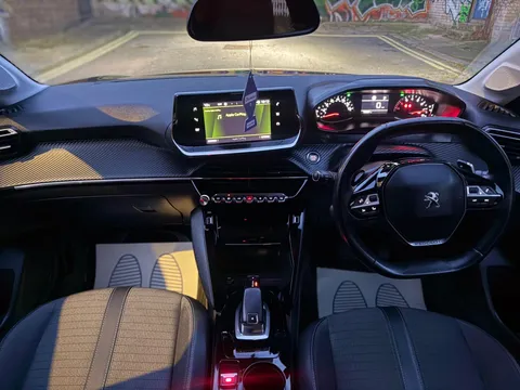 Peugeot 208 1.2 PureTech Allure EAT Euro 6 (s/s) 5dr