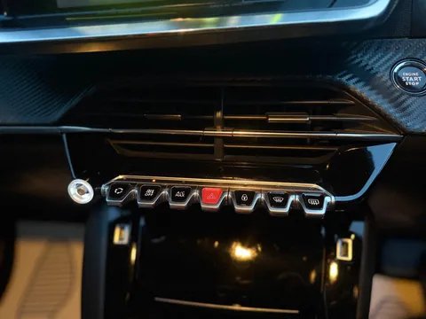 Peugeot 208 1.2 PureTech Allure EAT Euro 6 (s/s) 5dr