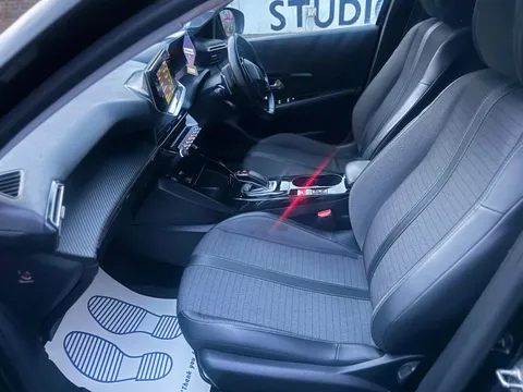 Peugeot 208 1.2 PureTech Allure EAT Euro 6 (s/s) 5dr