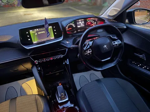 Peugeot 208 1.2 PureTech Allure EAT Euro 6 (s/s) 5dr