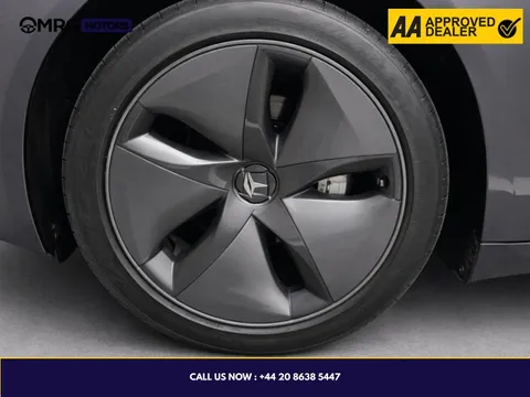 Tesla Model 3 (Dual Motor) Long Range Auto 4WDE 4dr