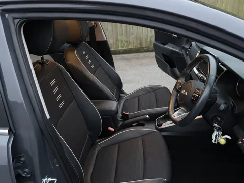 Kia Stonic 1.0 T-GDi MHEV GT-Line DCT Euro 6 (s/s) 5dr