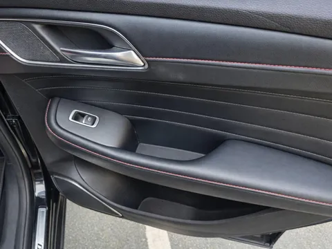 Mg Mg Hs 1.5 T-GDI Exclusive DCT Euro 6 (s/s) 5dr