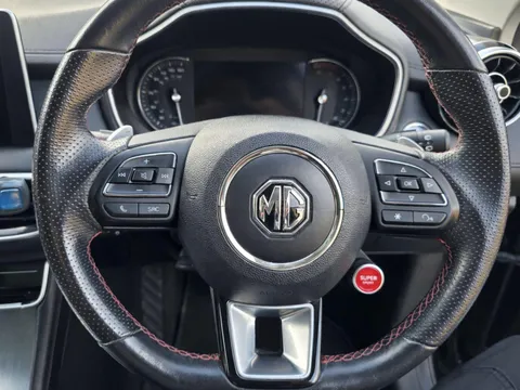 Mg Mg Hs 1.5 T-GDI Exclusive DCT Euro 6 (s/s) 5dr