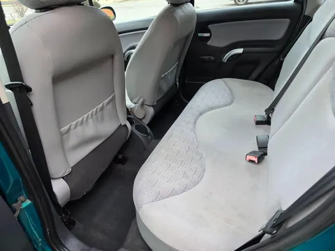 Citroen C3 1.4i Desire 5dr