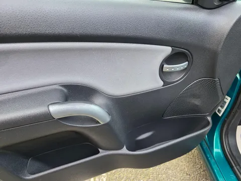 Citroen C3 1.4i Desire 5dr