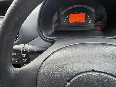 Citroen C3 1.4i Desire 5dr