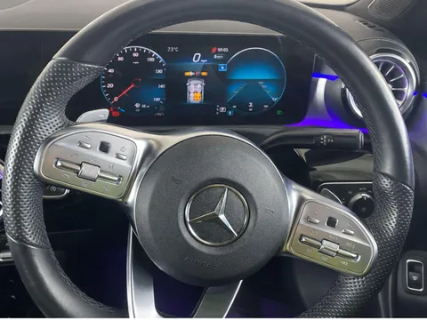 Mercedes-Benz Cla Class 2.0 CLA220d AMG Line (Premium Plus 2) Coupe 8G-DCT Euro 6 (s/s) 4dr