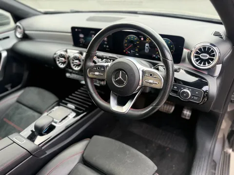 Mercedes-Benz A Class 1.3 A200 AMG Line (Premium) 7G-DCT Euro 6 (s/s) 5dr