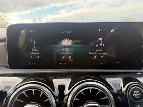 Mercedes-Benz A Class 1.3 A200 AMG Line (Premium) 7G-DCT Euro 6 (s/s) 5dr