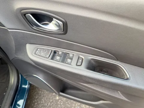 Renault Captur 1.2 TCe ENERGY Dynamique S Nav EDC Euro 6 (s/s) 5dr