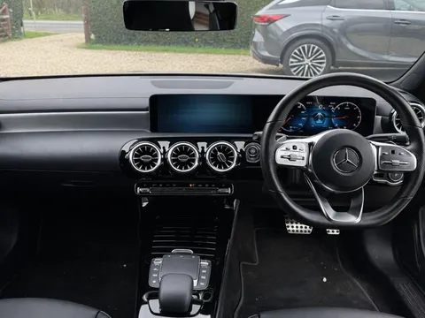 Mercedes-Benz Cla Class 2.0 CLA220d AMG Line Night Edition (Premium Plus) Coupe 8G-DCT Euro 6 (s/s) 4dr