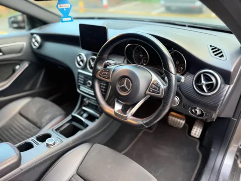 Mercedes-Benz A Class 1.6 A160 AMG Line 7G-DCT Euro 6 (s/s) 5dr