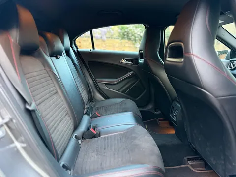 Mercedes-Benz A Class 1.6 A160 AMG Line 7G-DCT Euro 6 (s/s) 5dr