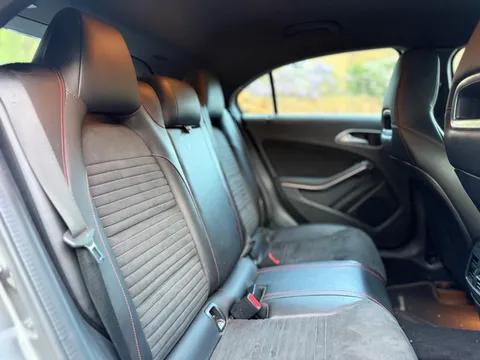 Mercedes-Benz A Class 1.6 A160 AMG Line 7G-DCT Euro 6 (s/s) 5dr