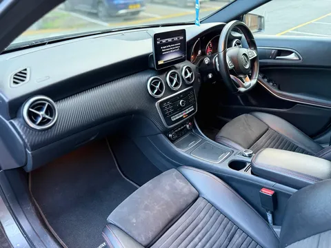 Mercedes-Benz A Class 1.6 A160 AMG Line 7G-DCT Euro 6 (s/s) 5dr