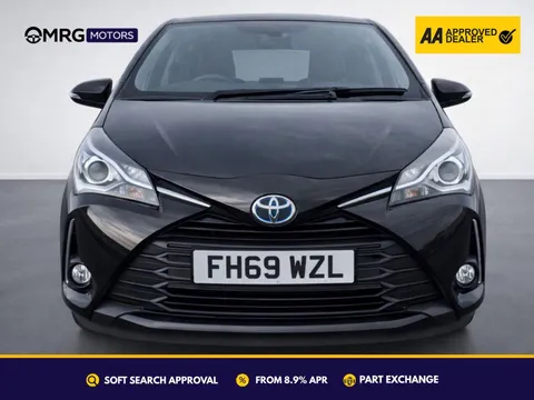 Toyota Yaris 1.5 VVT-h Y20 Bi-tone E-CVT Euro 6 (s/s) 5dr