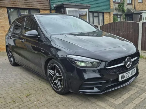 Mercedes-Benz B Class 1.3 B180 AMG Line Edition (Premium) 7G-DCT Euro 6 (s/s) 5dr