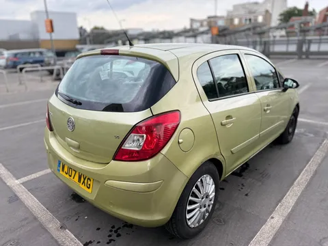 Vauxhall Corsa 1.4i 16v Club 5dr