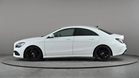 MERCEDES-BENZ CLA CLA 180 AMG Line Tip Auto