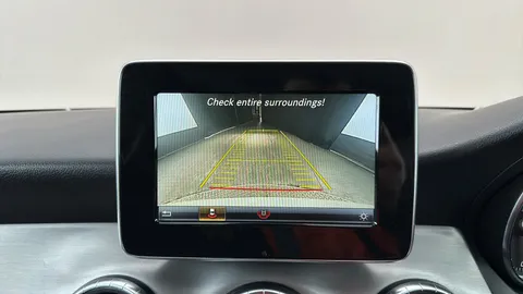 MERCEDES-BENZ CLA CLA 180 AMG Line Tip Auto