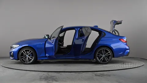 BMW 3 SERIES 330e M Sport Auto [Tech/Plus Pack]