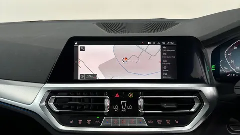 BMW 3 SERIES 330e M Sport Auto [Tech/Plus Pack]