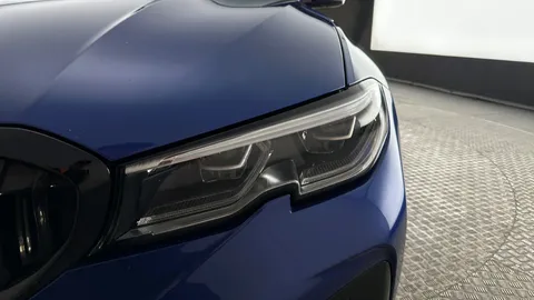 BMW 3 SERIES 330e M Sport Auto [Tech/Plus Pack]