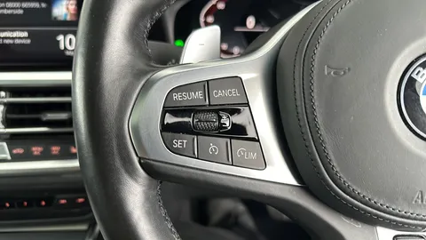 BMW 3 SERIES 330e M Sport Auto [Tech/Plus Pack]